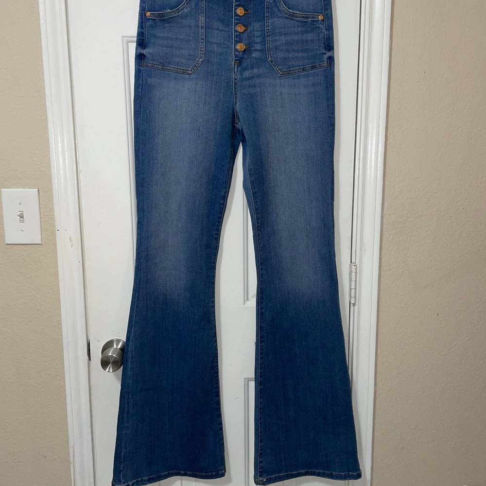 Fashion nova flare jeans